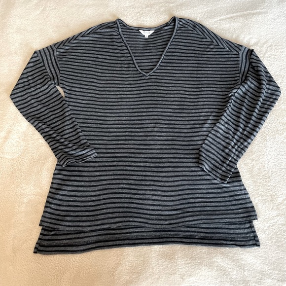 Madewell Striped V-Neck Shirt - Size S - Picture 5 of 9